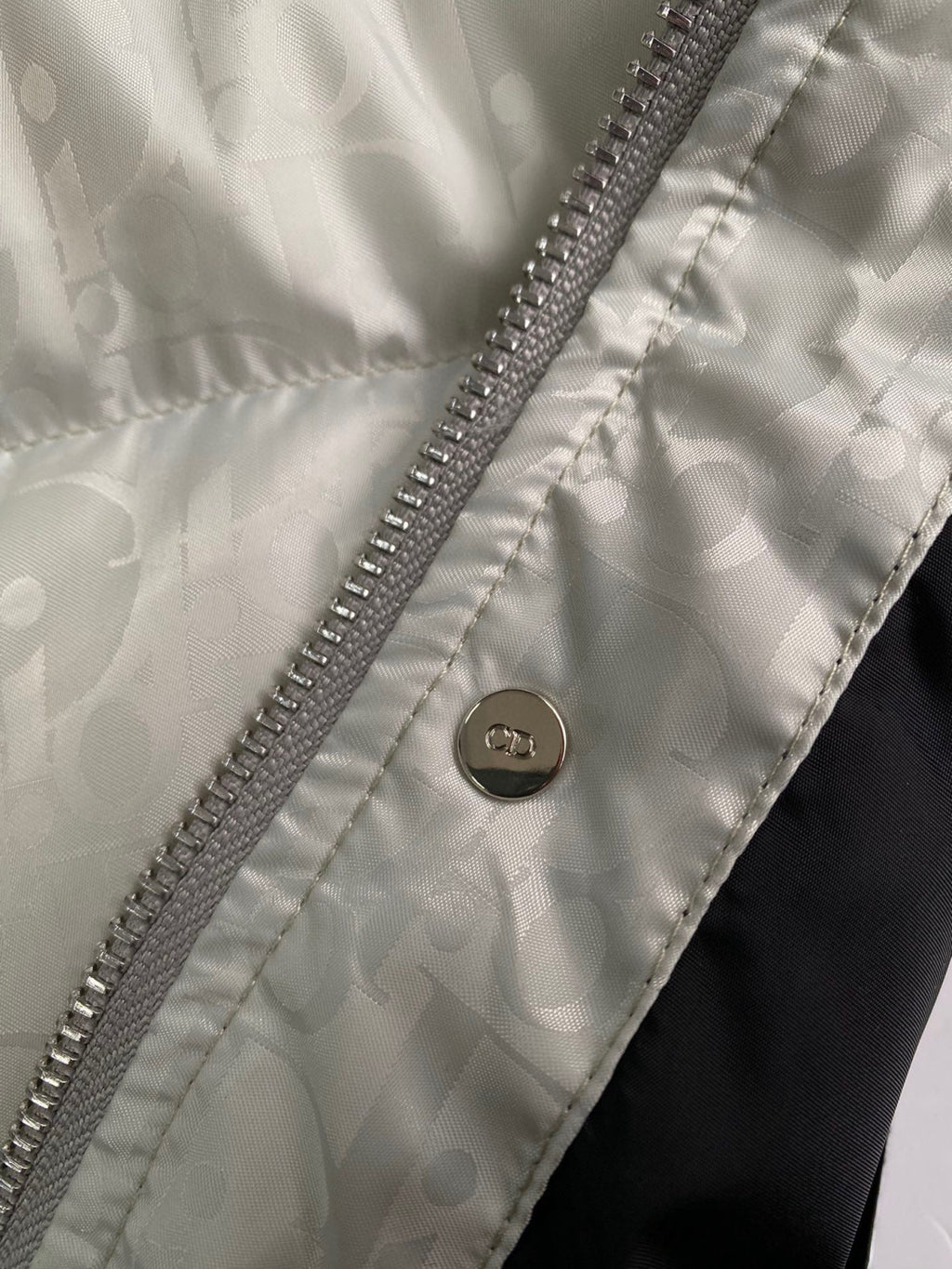 Dior Lapel Long Sleeve Puffer Down Jacket #96592
