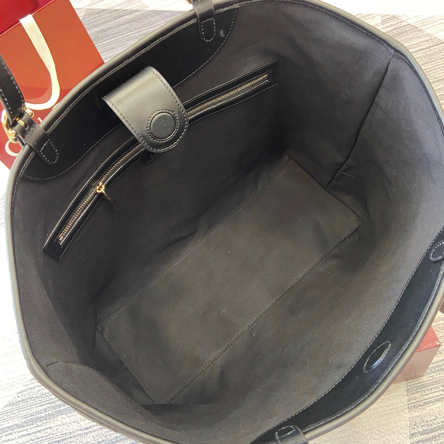 Gucci GG Emblem Debossed Leather Tote #335611