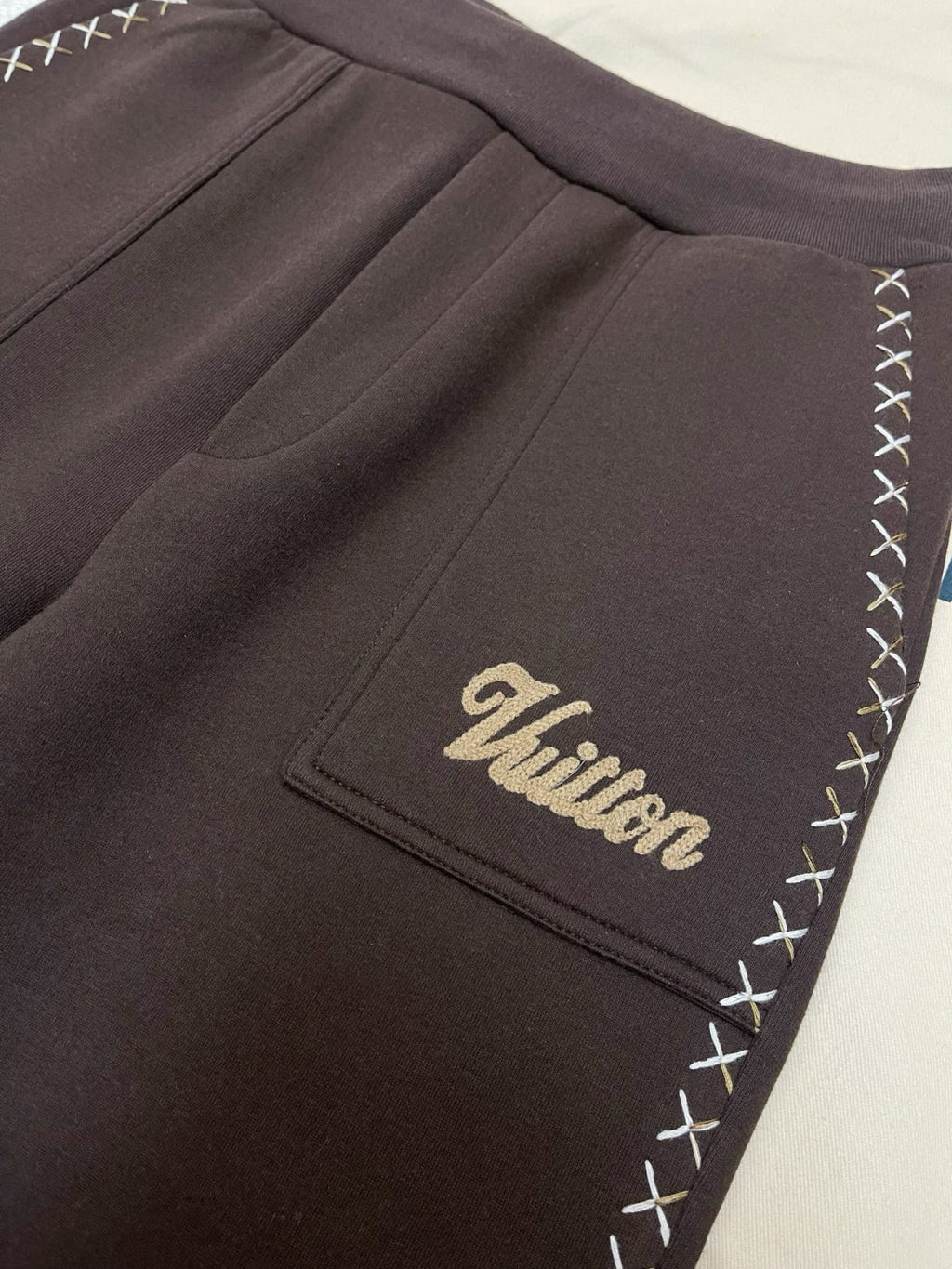 Louis Vuitton Men's Spring and Autumn Solid Color Letter Embroidery Drawstring Tie Loose Casual Pants #76137