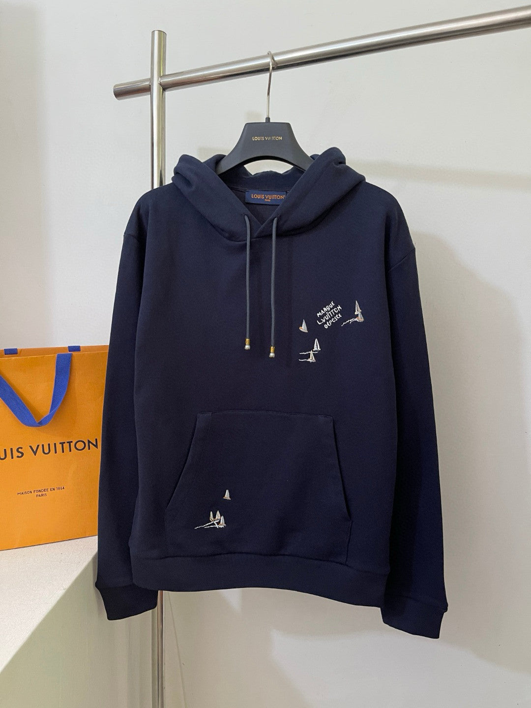 Louis Vuitton Men's Spring/Autumn Solid Color Casual Letter Embroidery Pattern Hooded Long Sleeve Sweatshirt #78239