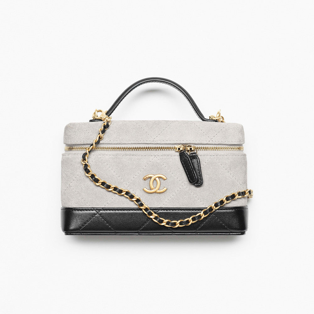 Chanel Vanity With Chain Suede Calfskin Shiny Lambskin Gold-tone Metal #379884