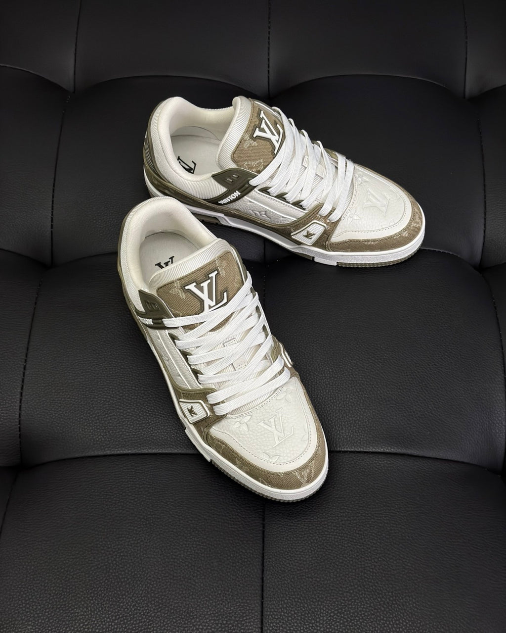 Louis Vuitton Men's LV Trainer Sneakers Four Seasons Retro Colorblocking Grained Cowhide Leather Mesh Round Toe Lace-Up Low Casual Shoes #81323