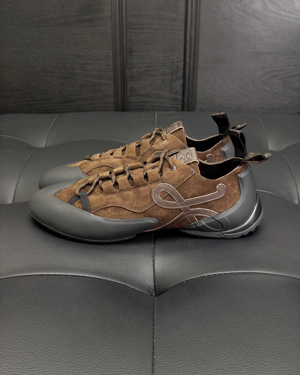 LOEWE Grip Sneaker in Calfskin Suede #381607