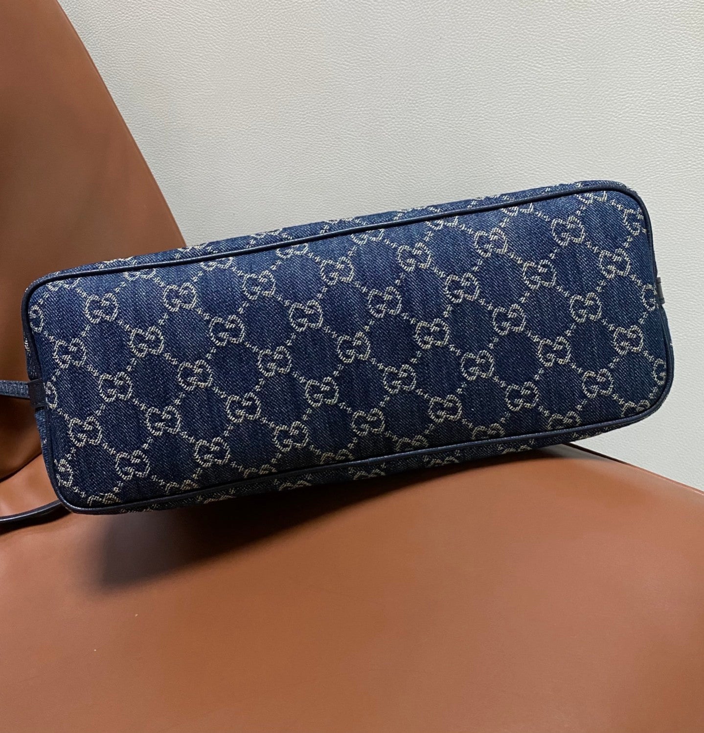 GUCCI Madison Medium Shoulder Bag in Blue GG Denim #383858