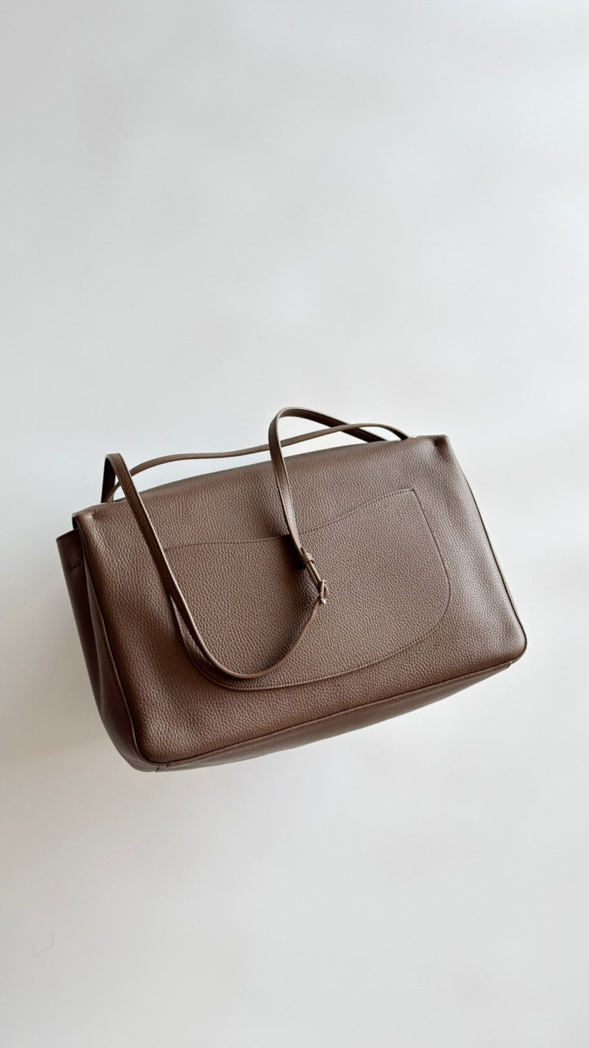 Chanel Cf Tote Bag Extra-large Mix Brown Exclusive Conceria Gaiera Giovanni Genuine Leather With Alligator-patterned Mix Silver Buckles—a Stylish Elegant Large Bag In Brown-red AS6231-B24008-U8391 #195640