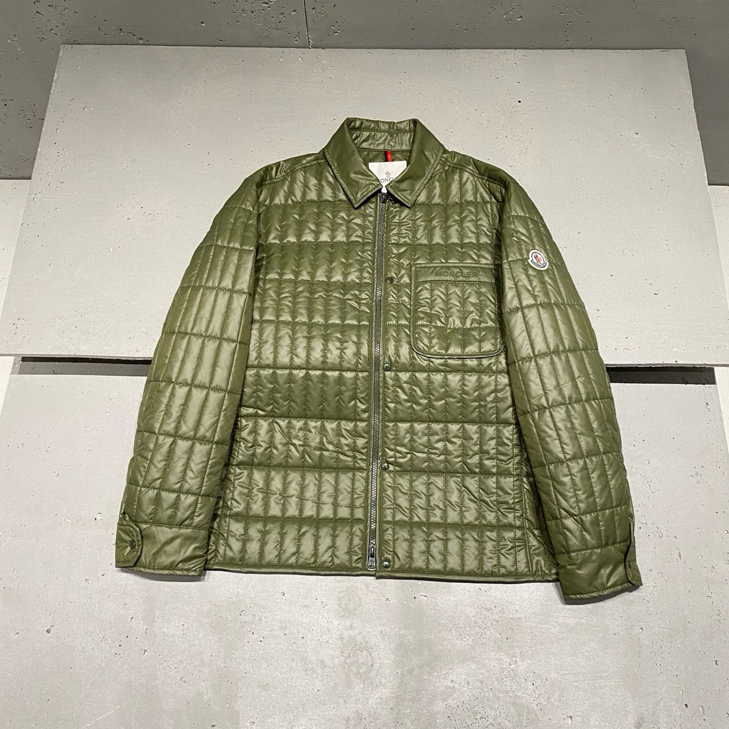 Moncler Men's Winter Fashion Casual Lapel Zipper Minimalist Vertical Quilted Lightweight Cotton Outerwear  Jacket #79317