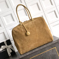 Chanel Maxi Bowling Bag 26c Boston Bag Square Clutch Brown Fall/winter Double C Pendant Stylish And Elegant Large Capacity Shopping Bag #195776