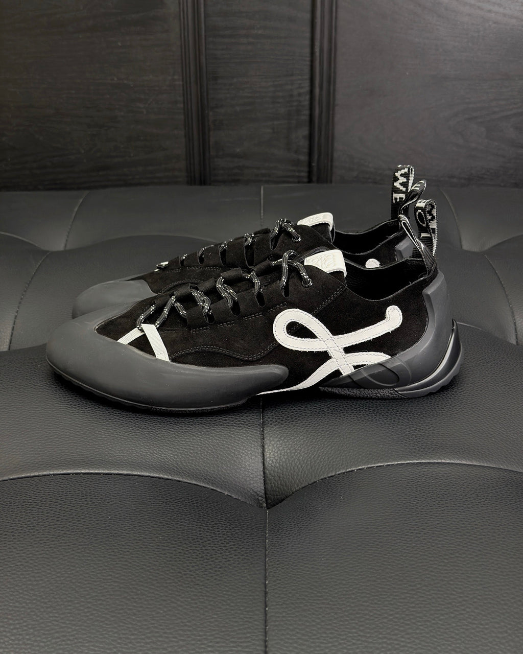 LOEWE Grip Sneaker in Calfskin Suede #381607