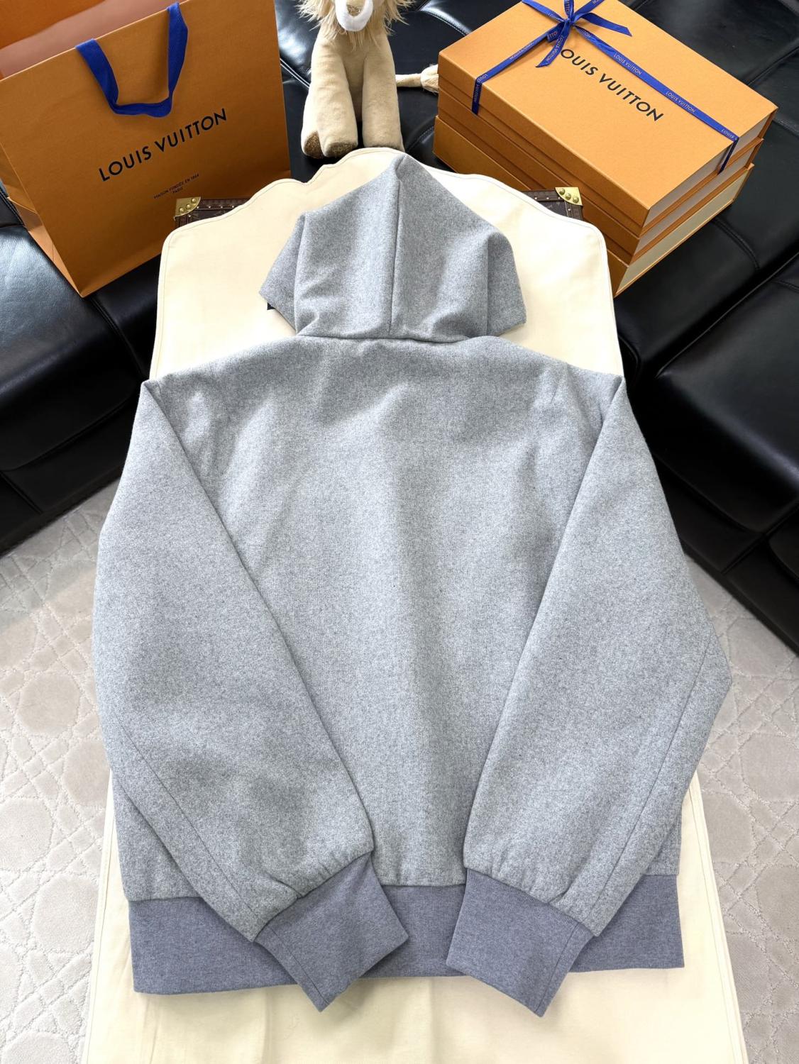 Louis Vuitton Men's Spring and Autumn Solid Color Wool Fabric Hooded Zipper Long Sleeve Jacket #76269