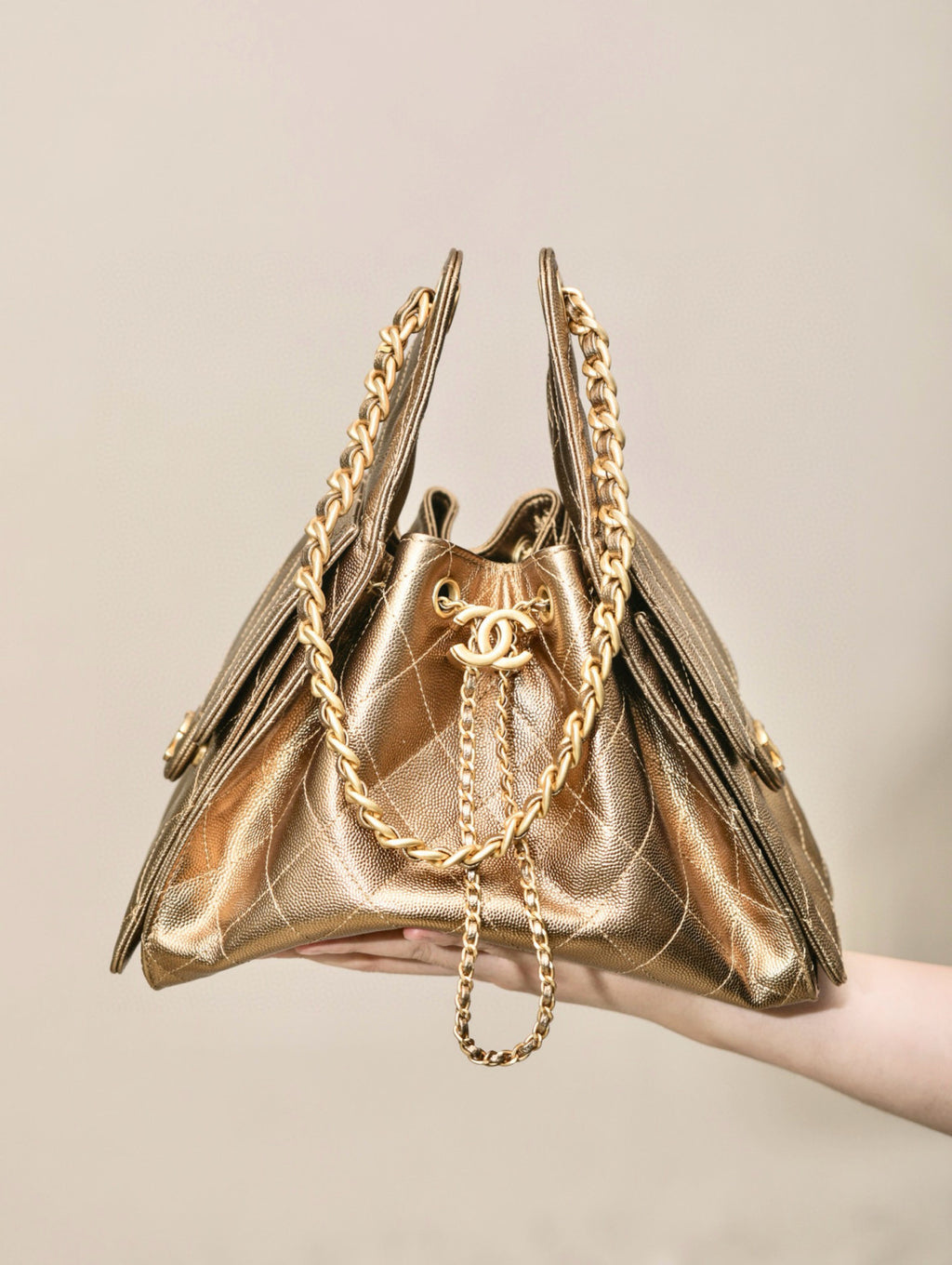Chanel 25C Women's Classic Double C Logo Solid Color Cowhide & Leather Tote Shoulder Bag Bags Metallic-colored Leather Tends To Fade Easily #77139