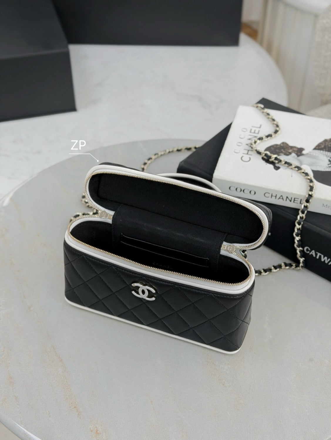 Chanel Panda LP Box #384204