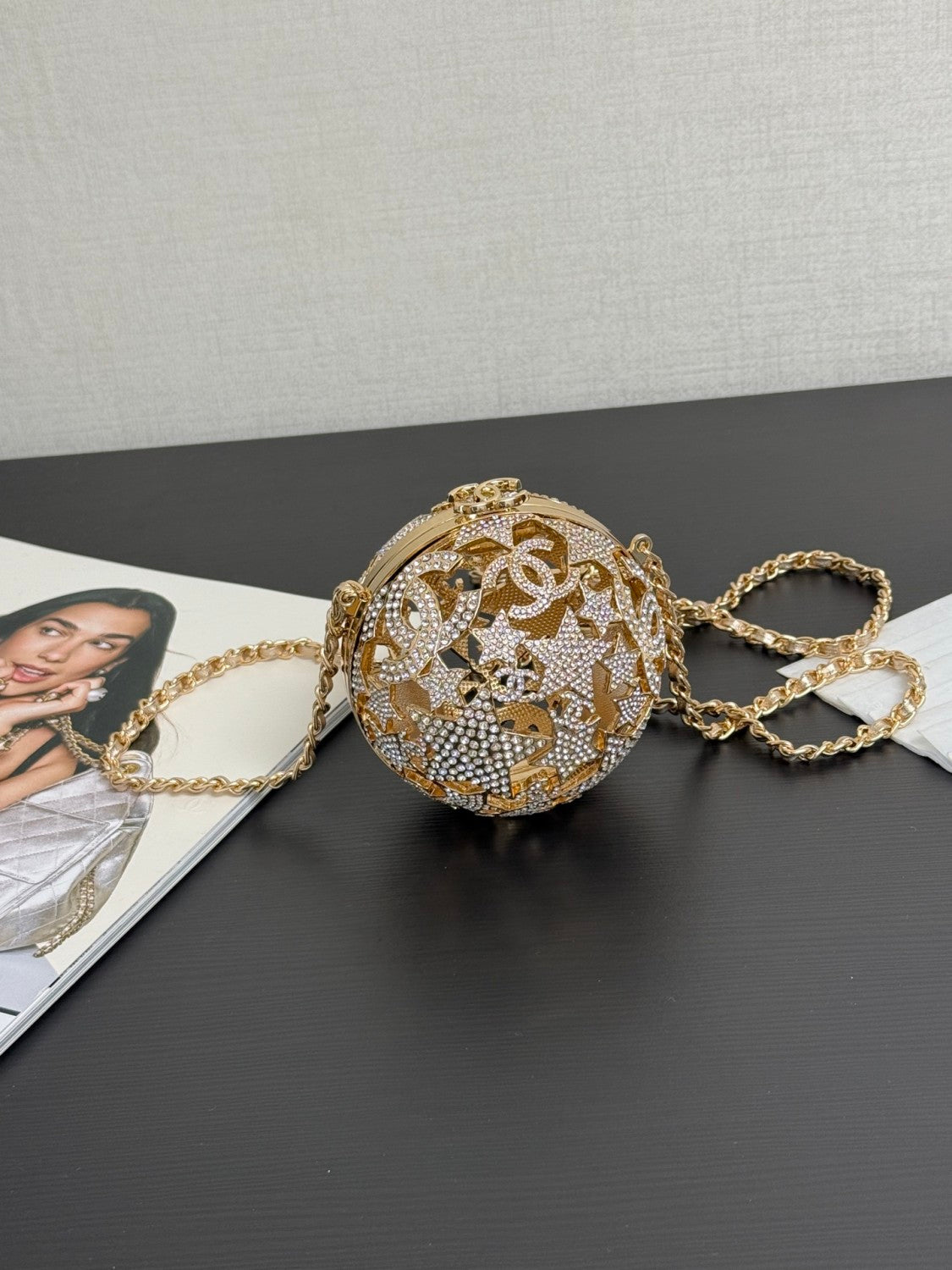 Chanel Haute Métiers d'art series star hollow spherical evening bag #332742