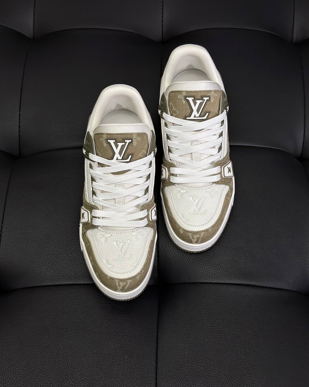 Louis Vuitton Men's LV Trainer Sneakers Four Seasons Retro Colorblocking Grained Cowhide Leather Mesh Round Toe Lace-Up Low Casual Shoes #81323