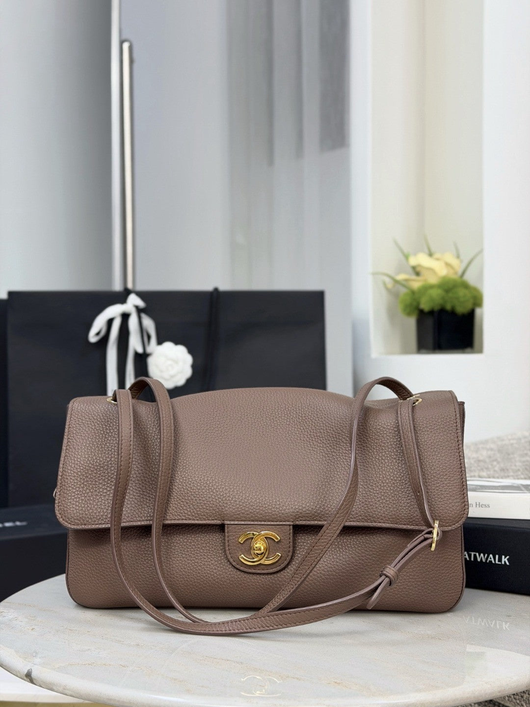 Chanel 26s Black And Silver Grained Calfskin Cf Maxi Flap Crossbody Bag Stylish Sophisticated And Elegant Available In Multiple Colours Lady Bags AS6231 #84387A
