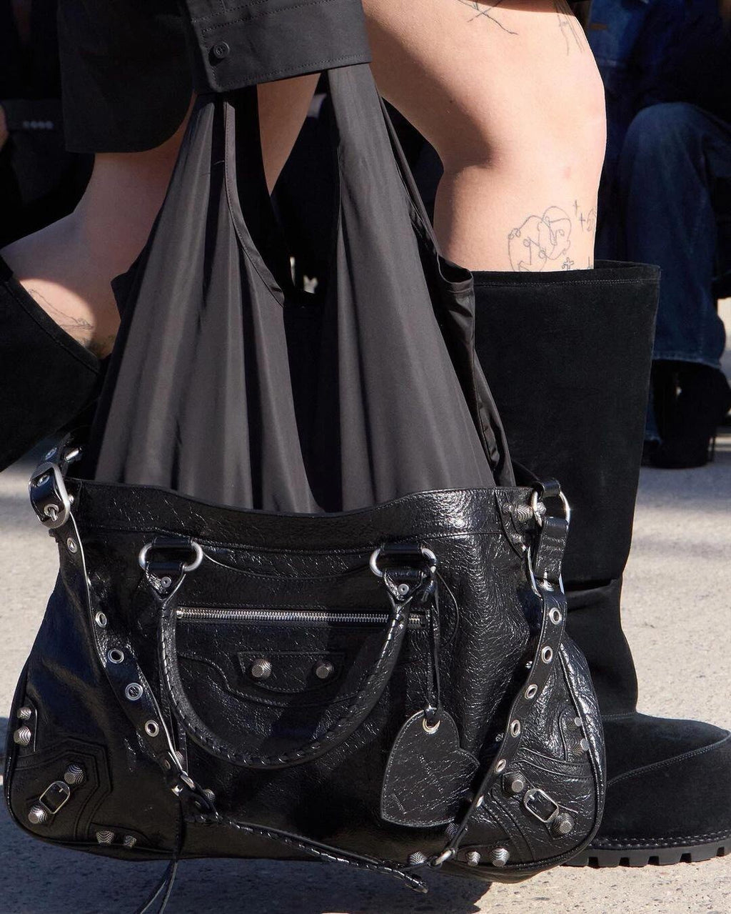 Balenciaga FW24 Autumn Collection Neo Cagole XL PLUS Tote Bag/Motorcycle Bags #193699