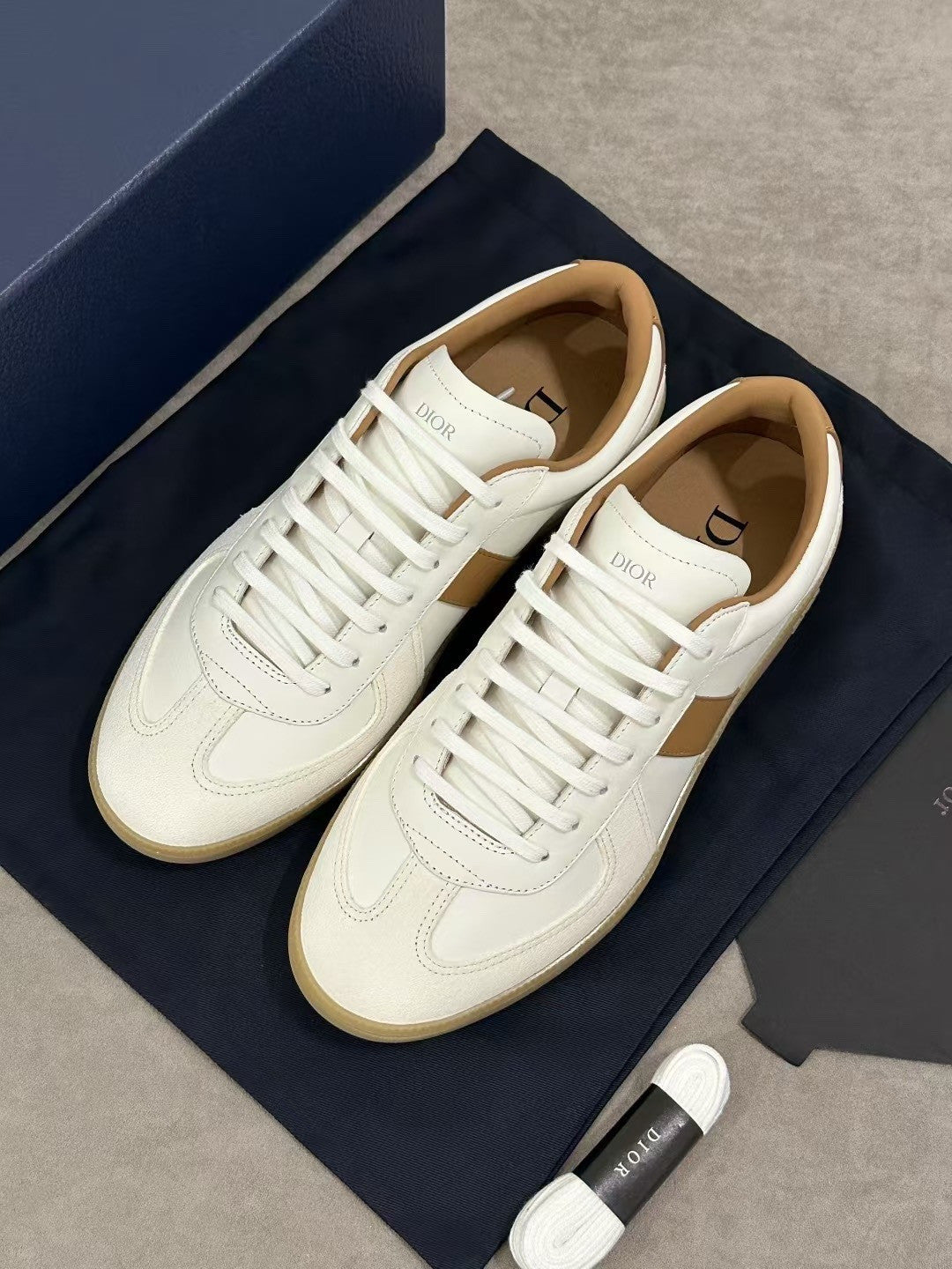 DIOR B01 Matchpoint Sneaker Black and White Smooth Calfskin with Gray Suede Calfskin #386986