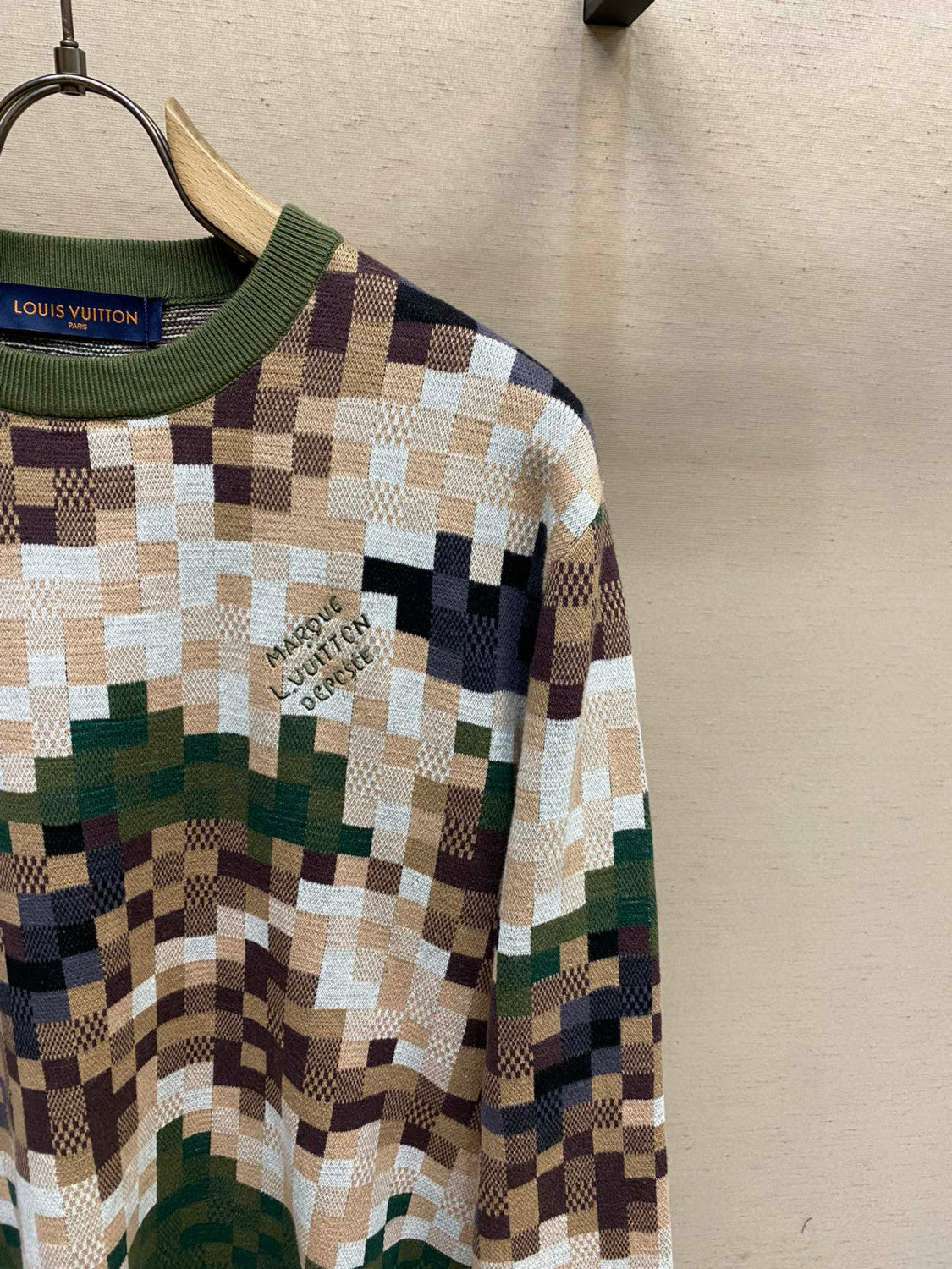 Louis Vuitton Co-ed Autumn/Winter Camouflage Green Checkerboard Wool Knit Sweater #97499
