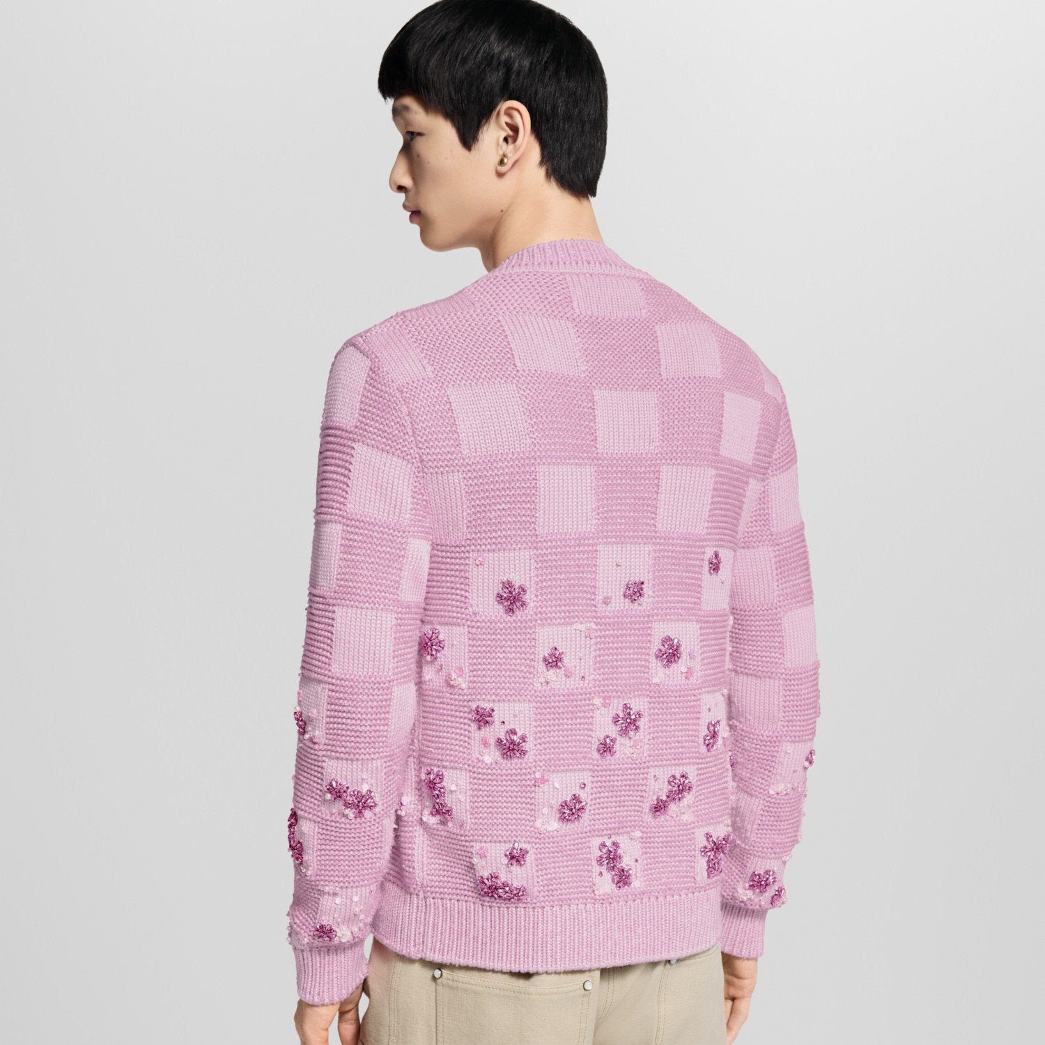 Louis Vuitton DAMIER Men's And Women's Spring/fall Fashion Casual Crew Neck Single-button Checkered Pattern Sweater With Delicate Floral Embroidery Details Knit Cardigan #79247