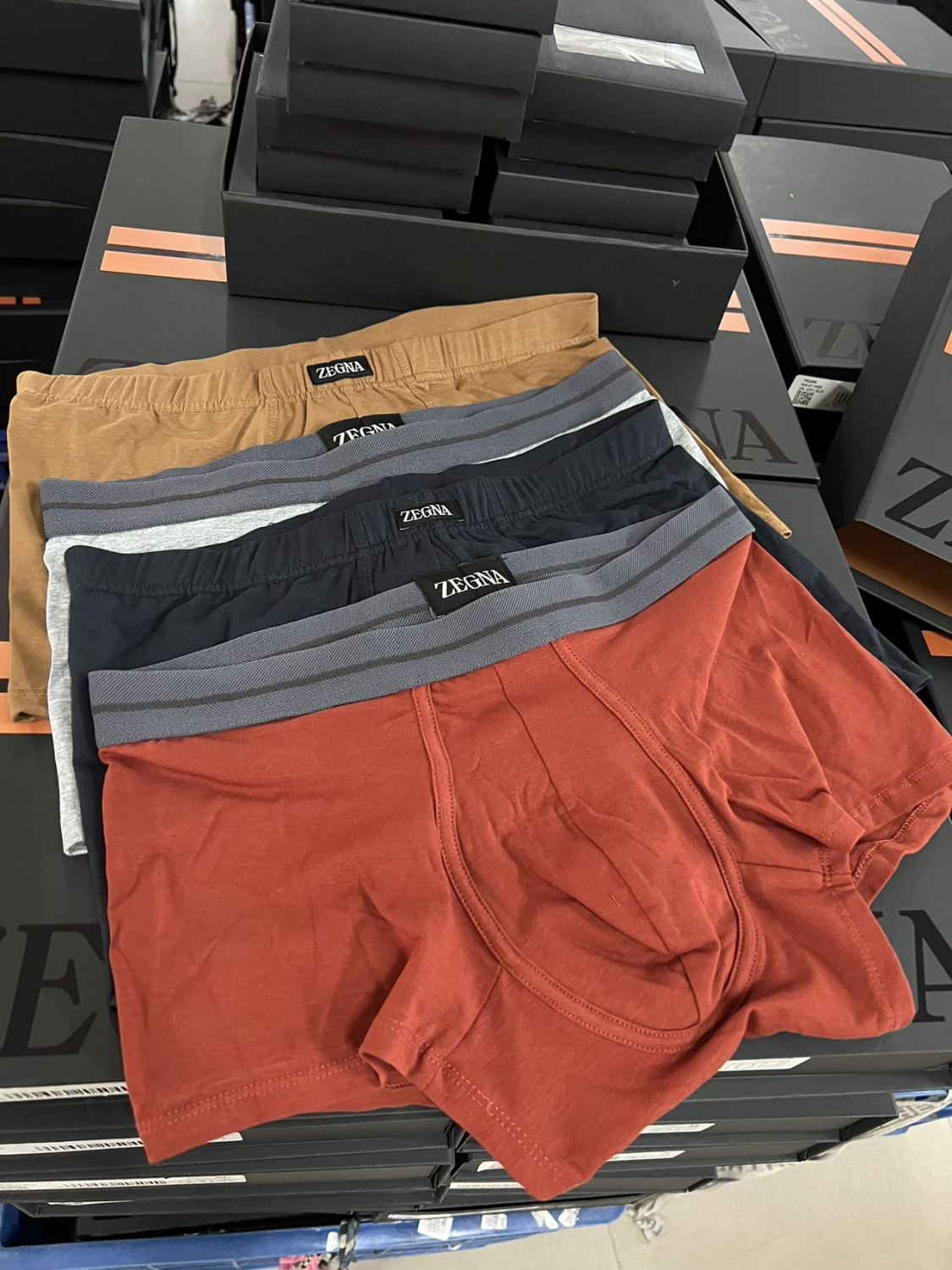 Ermenegildo Zegna Men's Solid Colour Cotton Boxer Briefs 4 Piece Gift Set Underpant #76715