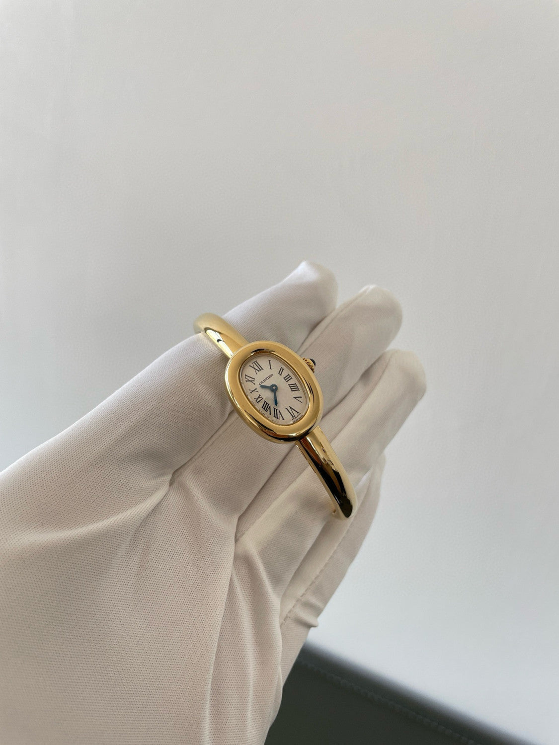 Cartier Women's White Dial Gold Case 30m Water Resistant Quartz Movement Watch #75777