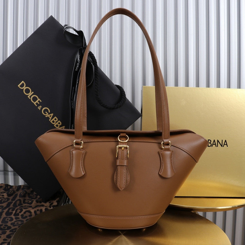 Dolce & Gabbana Capri New Rolled Bucket Bag Simple Yet Sophisticated Understated Yet Luxurious a Timeless Classic Bags BB7815AK274 #197031