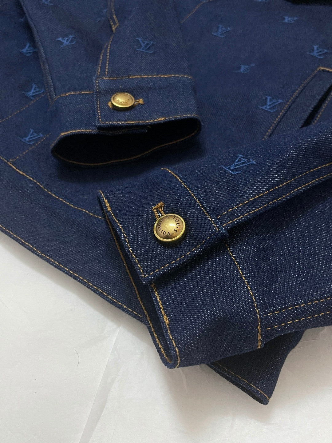Louis Vuitton Men's Spring And Autumn Logo Embroidery Color Line Single Breasted Denim Long Sleeved Jacket Jeans Pants Set Suit #75393