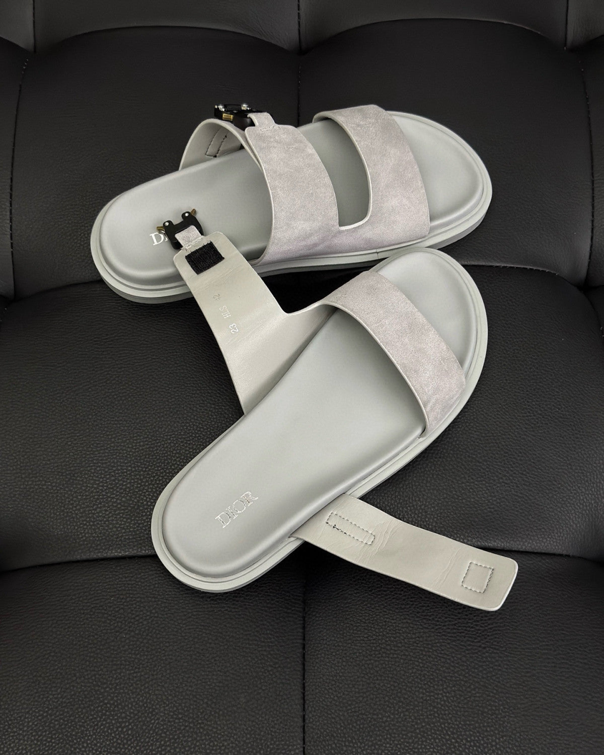 Dior Aqua Men's Summer Solid Color Classic Fashion Casual Suede Leather Aluminum Buckle Round Toe Flat Shoe Slippers Shoes #78181