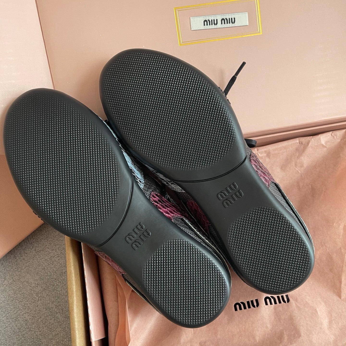 MiuMiu Women's Spring/Fall Fashion Casual Round Toe Lace Up Flat Low Top Fabric and Leather Casual Sneakers Shoes #79336