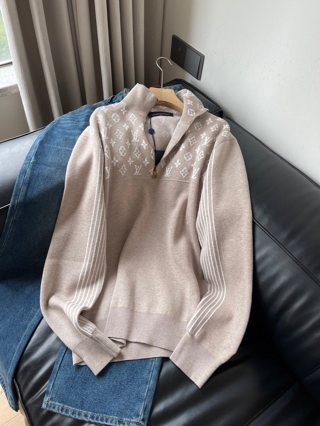 Louis Vuitton Ribbed Wool Half-Zip Pullove #333703