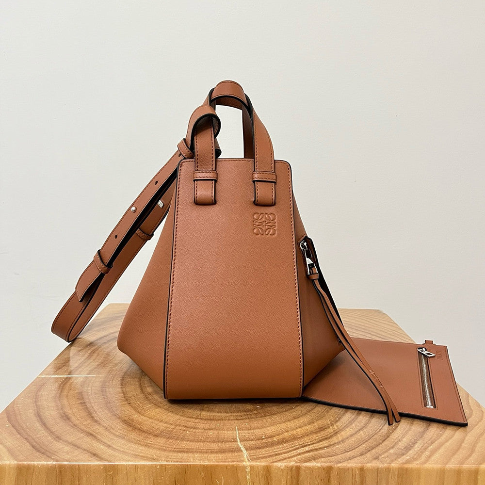 Loewe Small Hammock bag in classic calfskin Black#335867