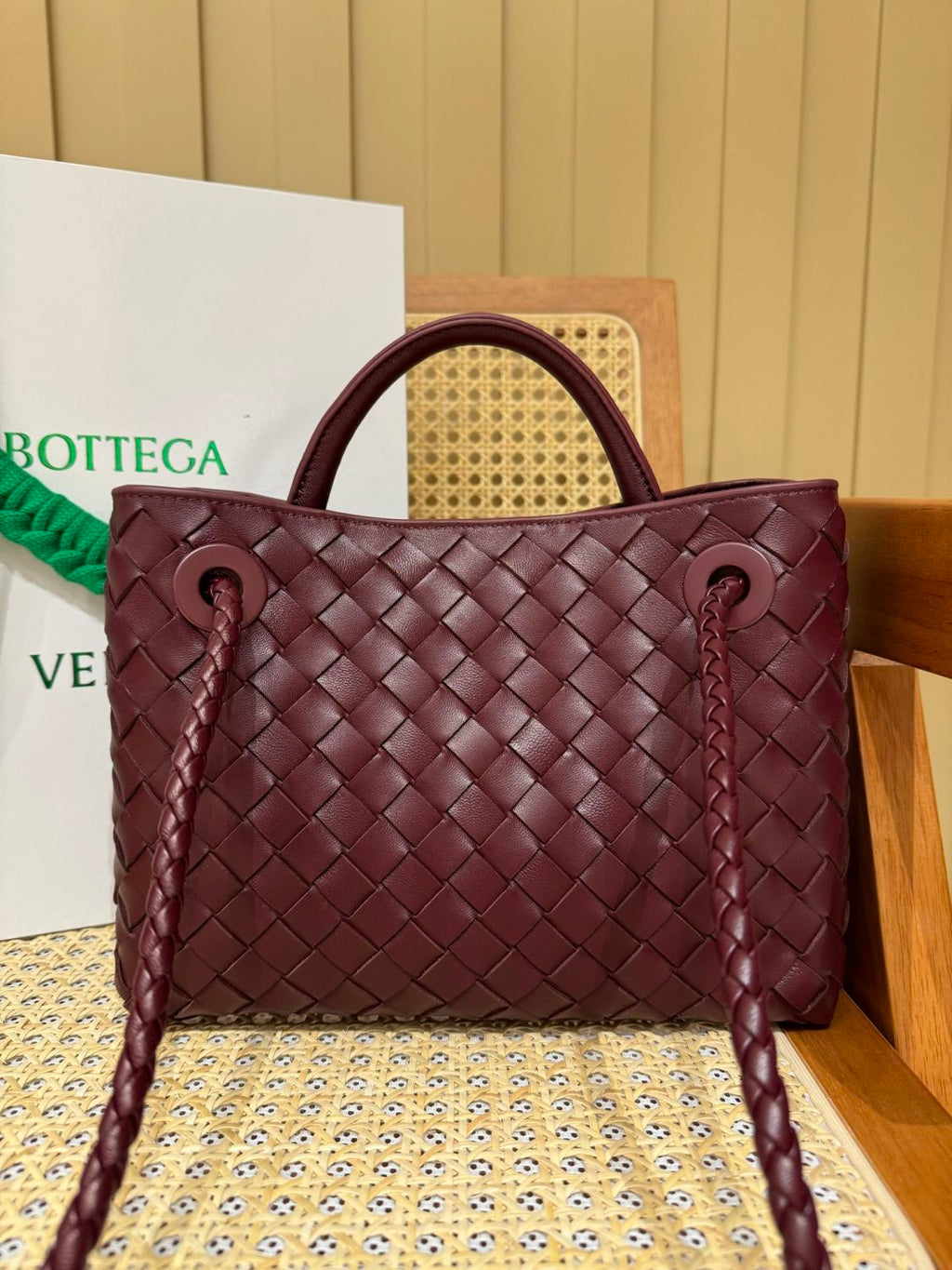 Bottega Veneta Andiamo Women's Fashion Classic Solid-Color Knitted Magnetic Snap Closure Leather Small Shoulder Bag Tote Bag Bags 766014VCPP12273 #79111