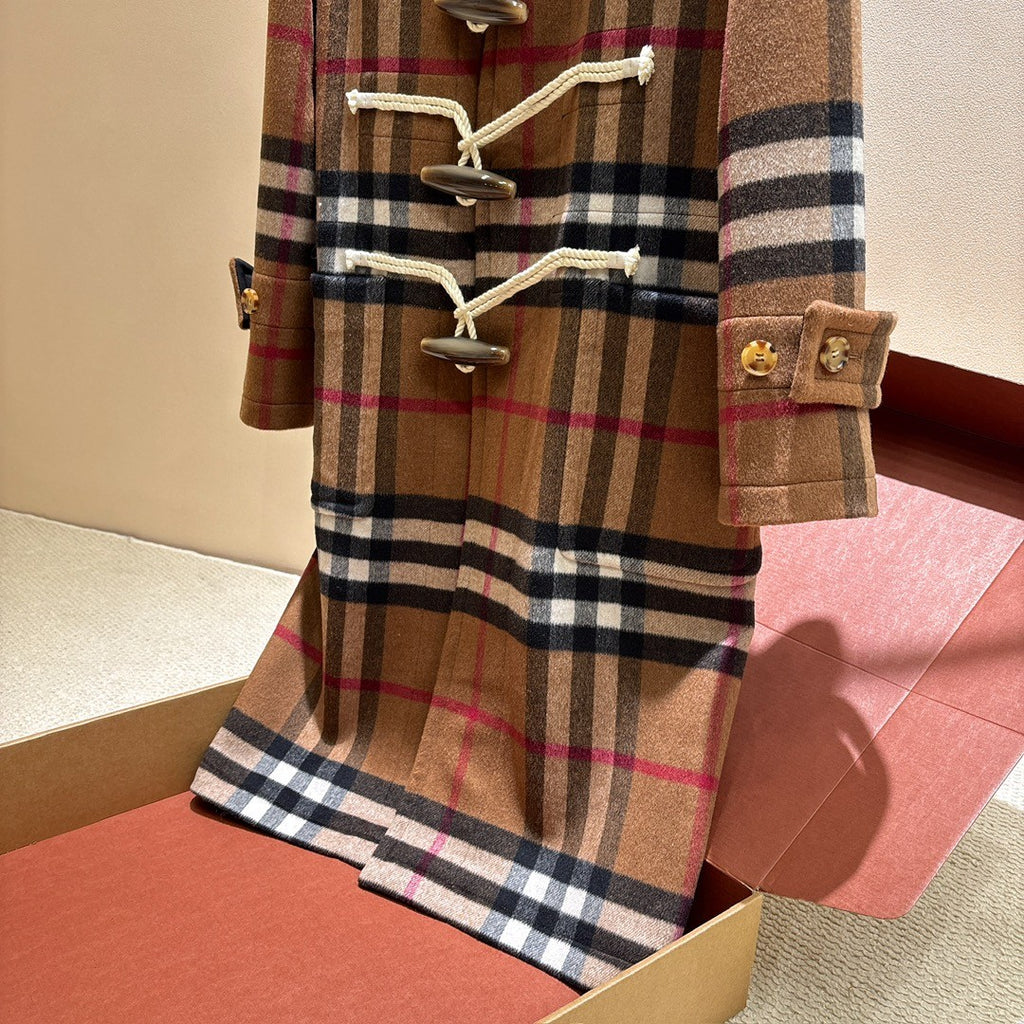 Burberry Men's And Women's Fall/Winter Fashion Casual Hooded Plaid Horn Button Long Coat Trench Jacket #79428