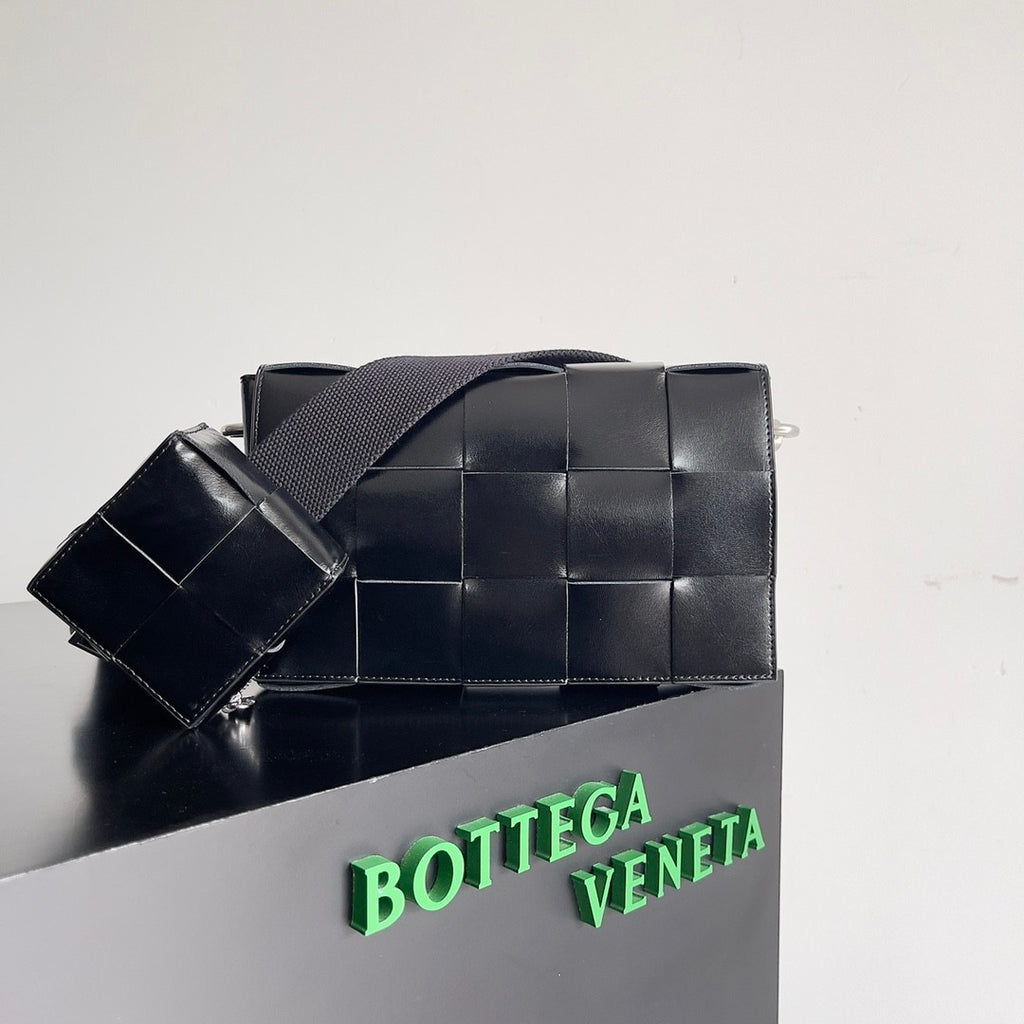 Bottega Veneta Cassette Men's and Women's Solid Color Leather Woven Shoulder Crossbody Bag Bags #75755