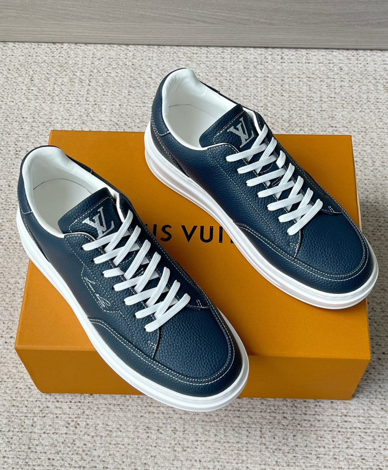 LOUIS VUITTON Beverly Hills Sneaker Shoes #380296