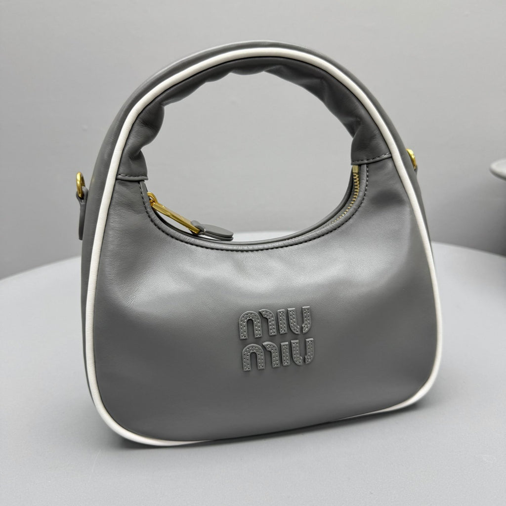 MiuMiu Wander Women's Zipper Closure Quilted Napa Leather Shoulder Crossbody Handbag Bag Bags #76557