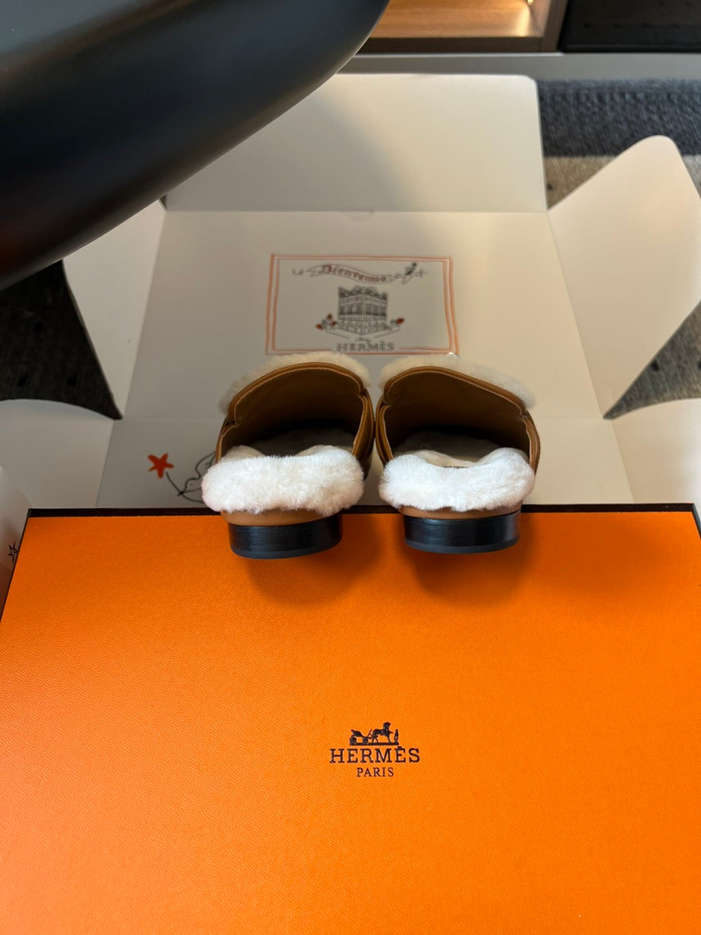 Hermes Women's Winter Head-Covering Half-Support Shoes Casual Solid Color Oz Flat Mule Slippers #81518