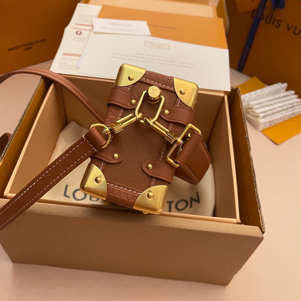 Louis Vuitton Side Trunk Women's Metal Accessory Zipper Closure Buckle Solid Color Cowhide Leather Shoulder Bag Crossbody Handbag Bags #77791