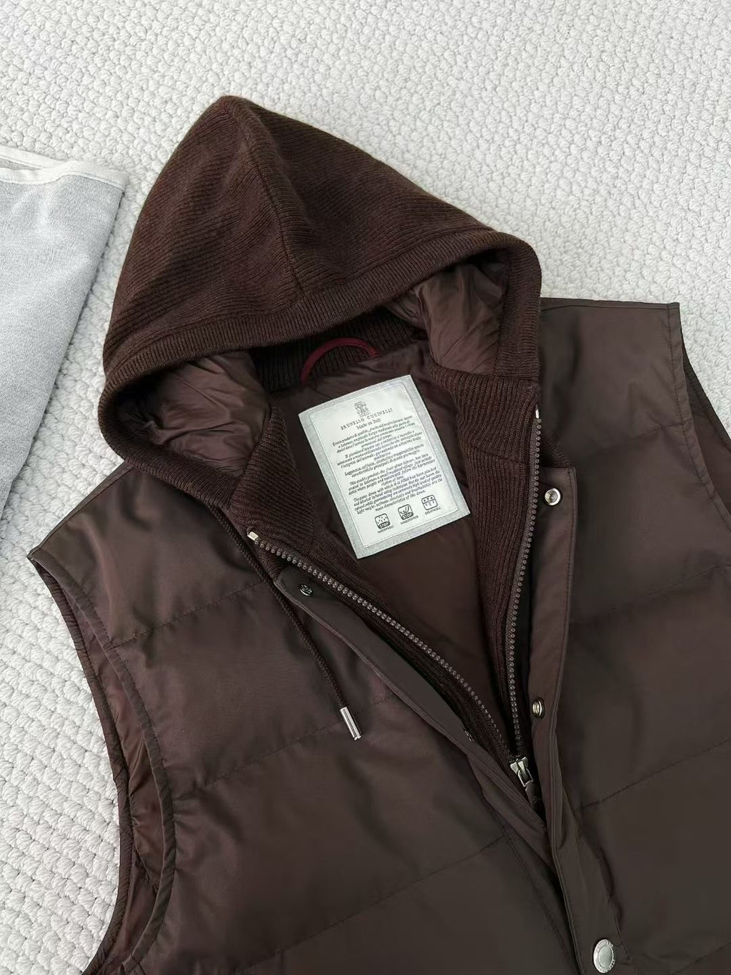 Brunello Cucinelli Men's Fall/Winter High-Street Color-Blocked Single-Breasted Solid Sleeveless Hooded Down Vest Ngvp #2321