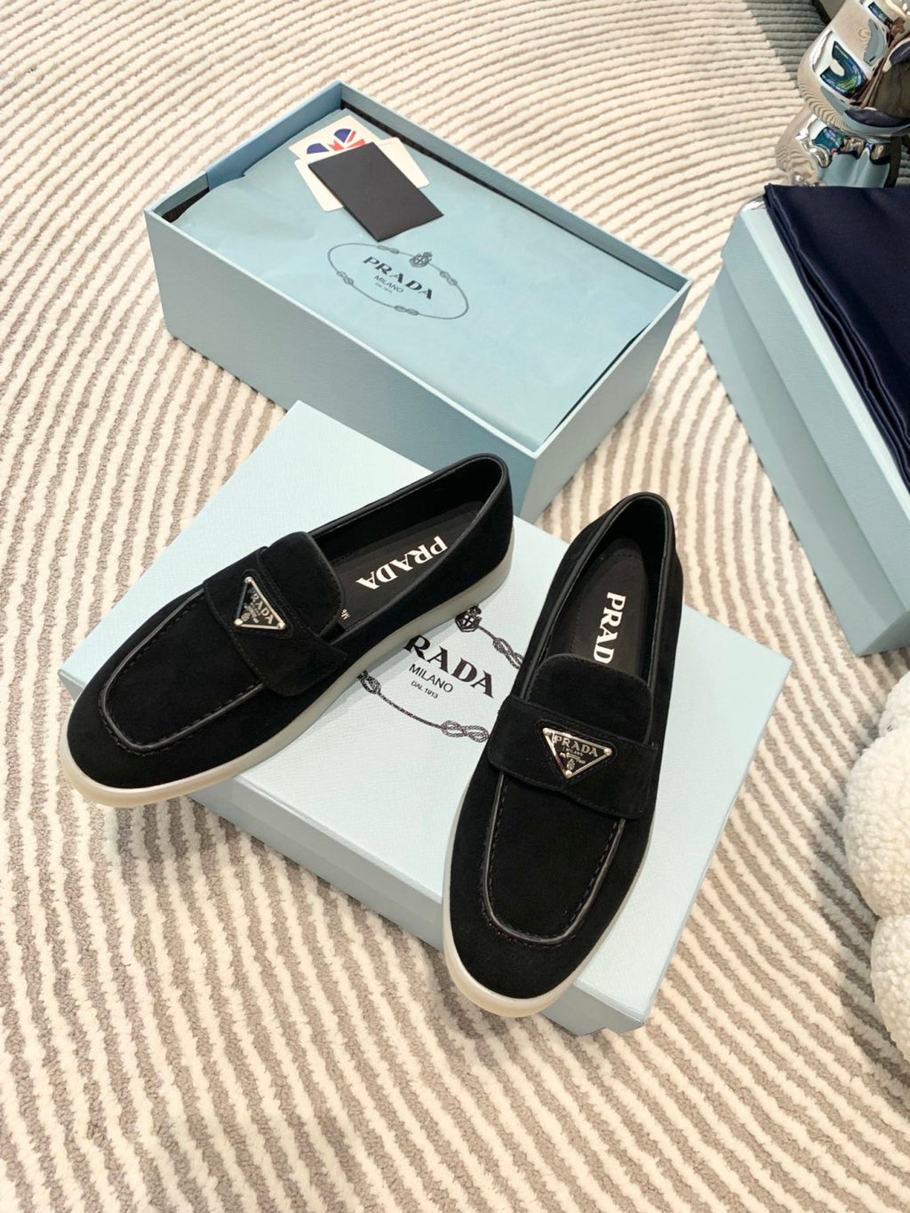 Prada Men's And Women's Spring/Summer Solid Color Fashionable Casual Round Toe Slip On Loafers In Cow Suede With Triangular Logo Shoes #78267
