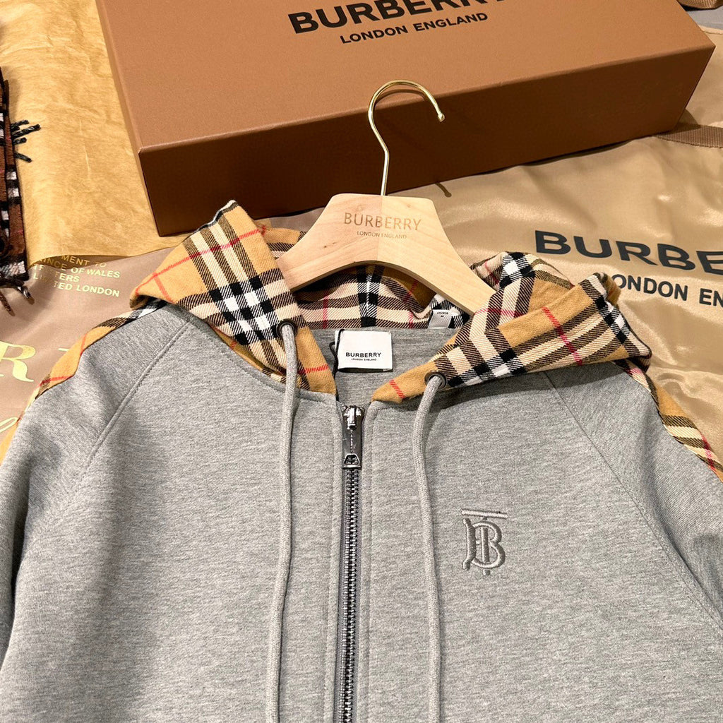 Burberry Long Sleeved Hooded Zippered Jacket #96461
