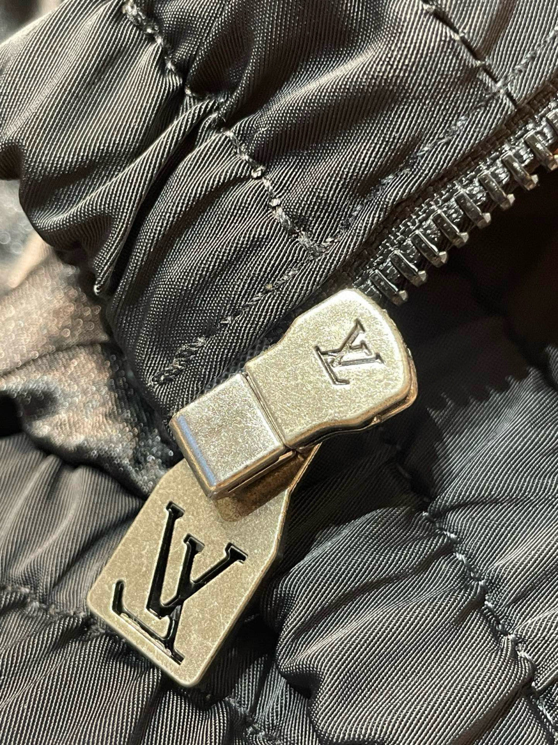 Louis Vuitton Men's Spring/summer Casual Fashion Solid Color Logo Embossed Zipper Cuff Elastic Mixed Leather Sports Jacket #78366