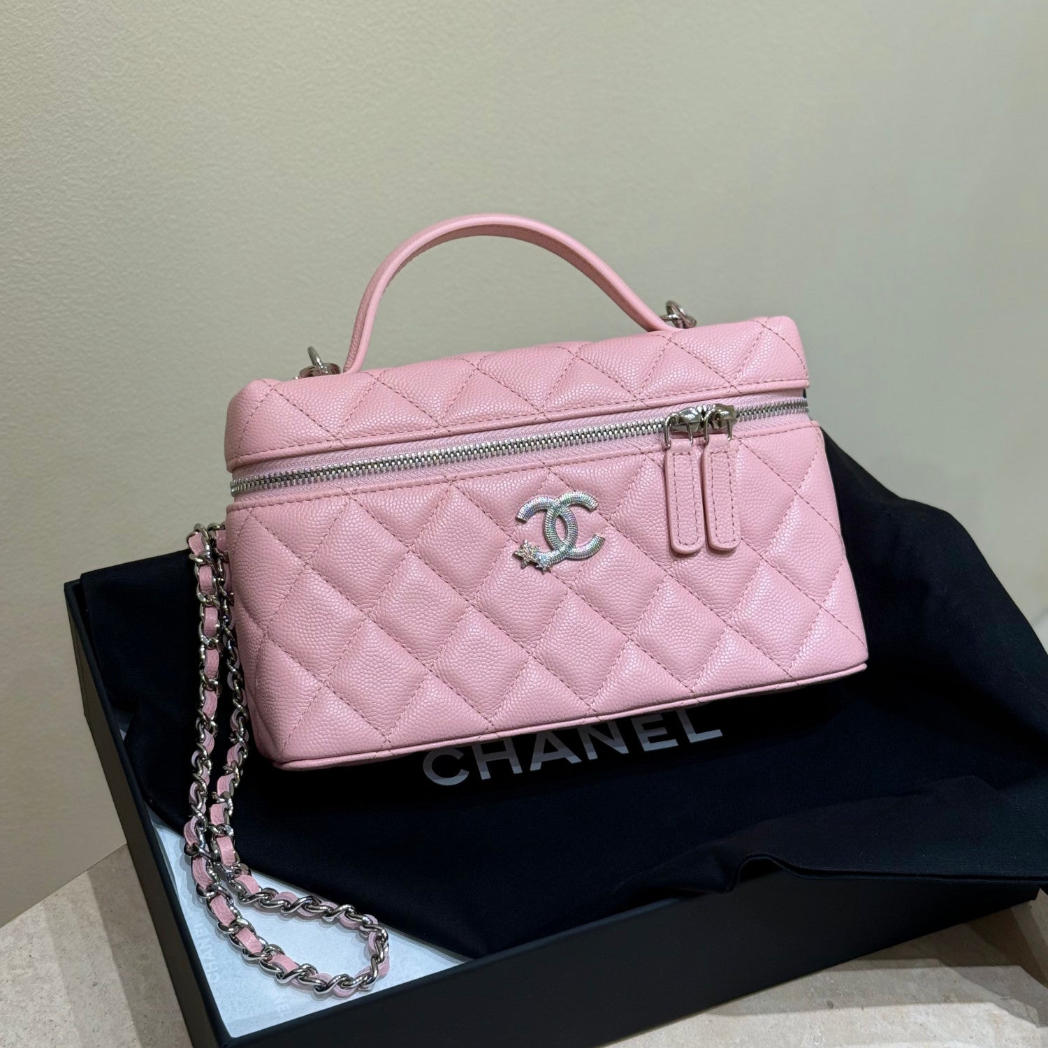 Chanel Women's Fashion Classic Solid Color Leather Diamond Quilted Flap Zipper Chain Bag Crossbody Shoulder Bag Bags AP4854-B21489-94305 #79524