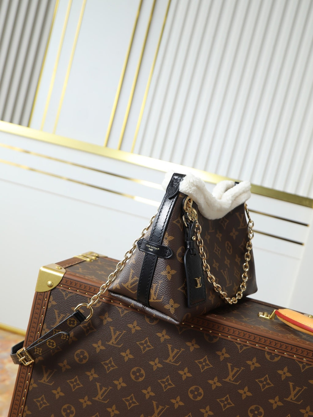 Louis Vuitton CarryAll BB H33 Monogram Handbags M26568 #333449