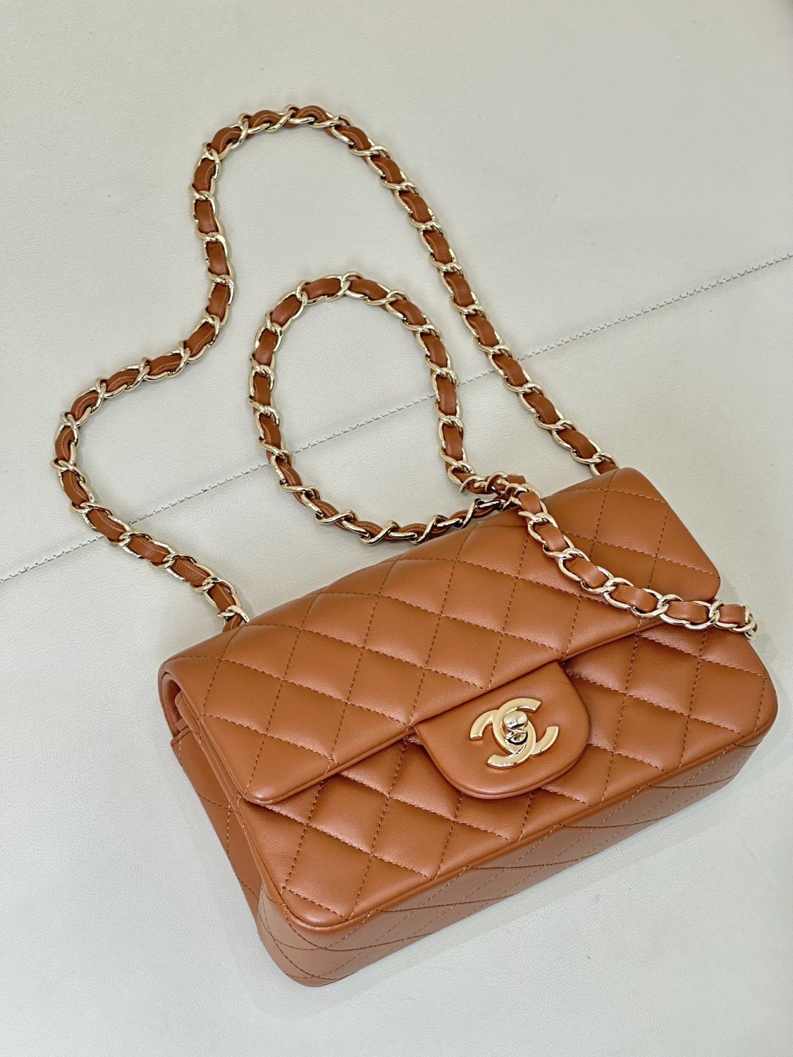 Chanel Women's Solid Color Classic Metal Chain Leather Flap Bag. Shoulder Bag Crossbody Bags #78116