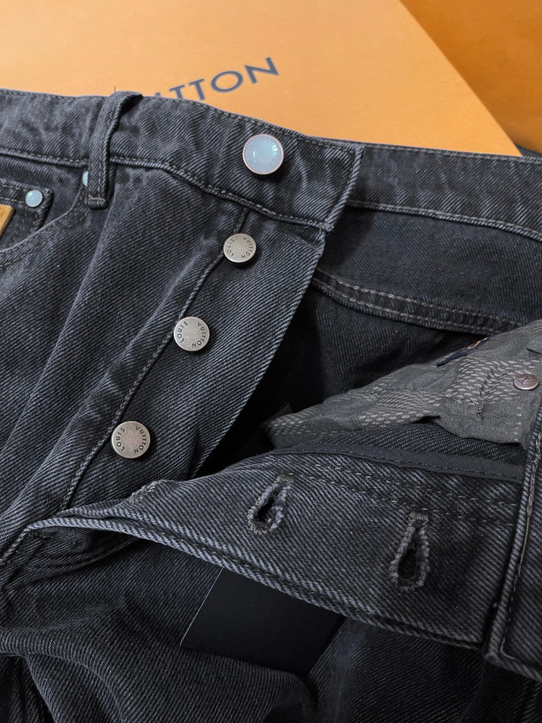 Louis Vuitton 25FW Men's LV Skate Denim Pants #333417