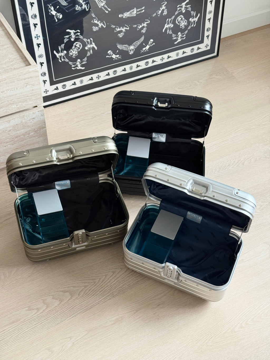 RIMOWA Aluminum Travel Vanity Case in Silver #379431