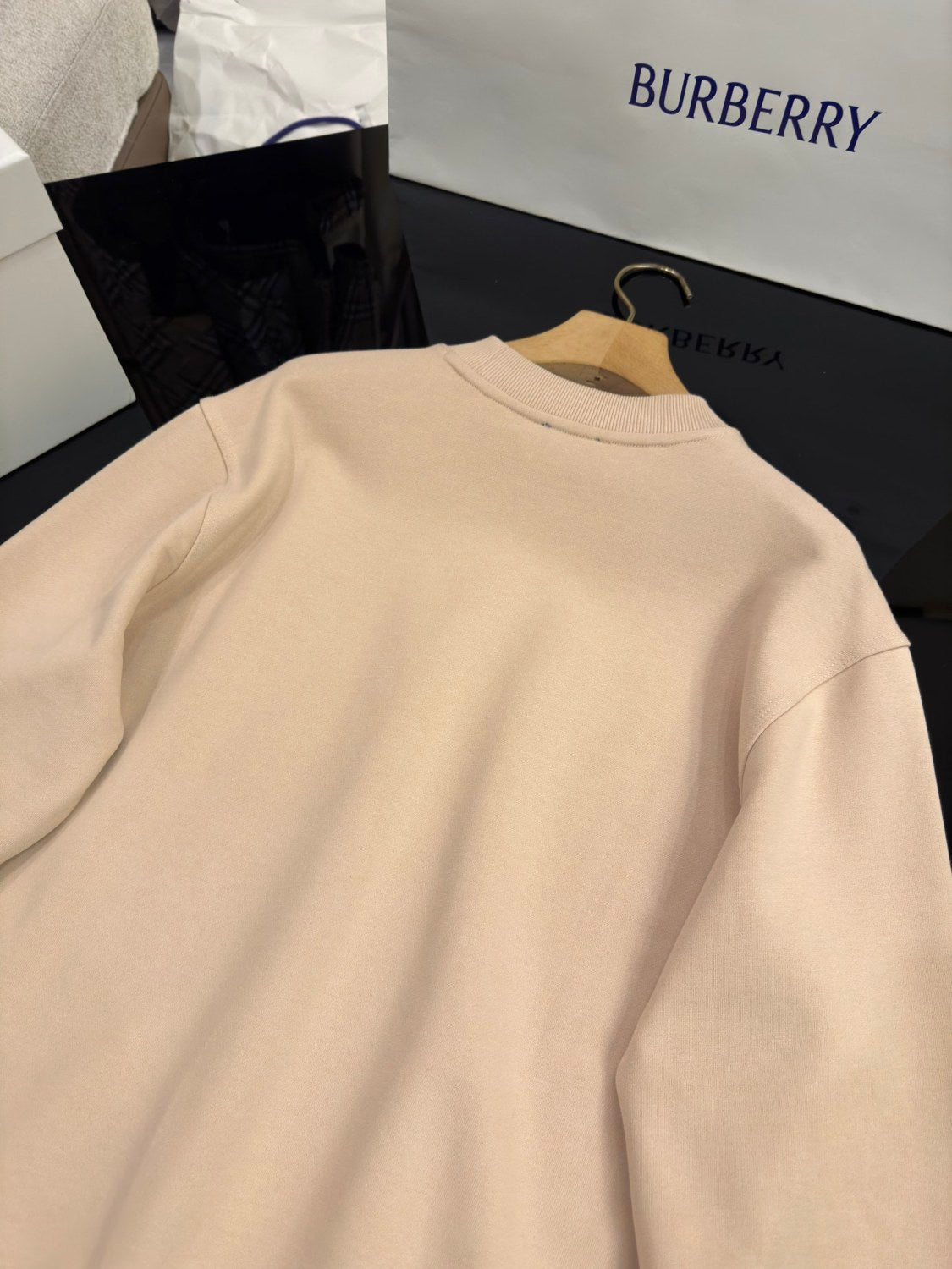 Burberry Men's Spring and Autumn Solid Color Checkered Printed Label Loose Round Neck Long Sleeve Sweatshirt #74744