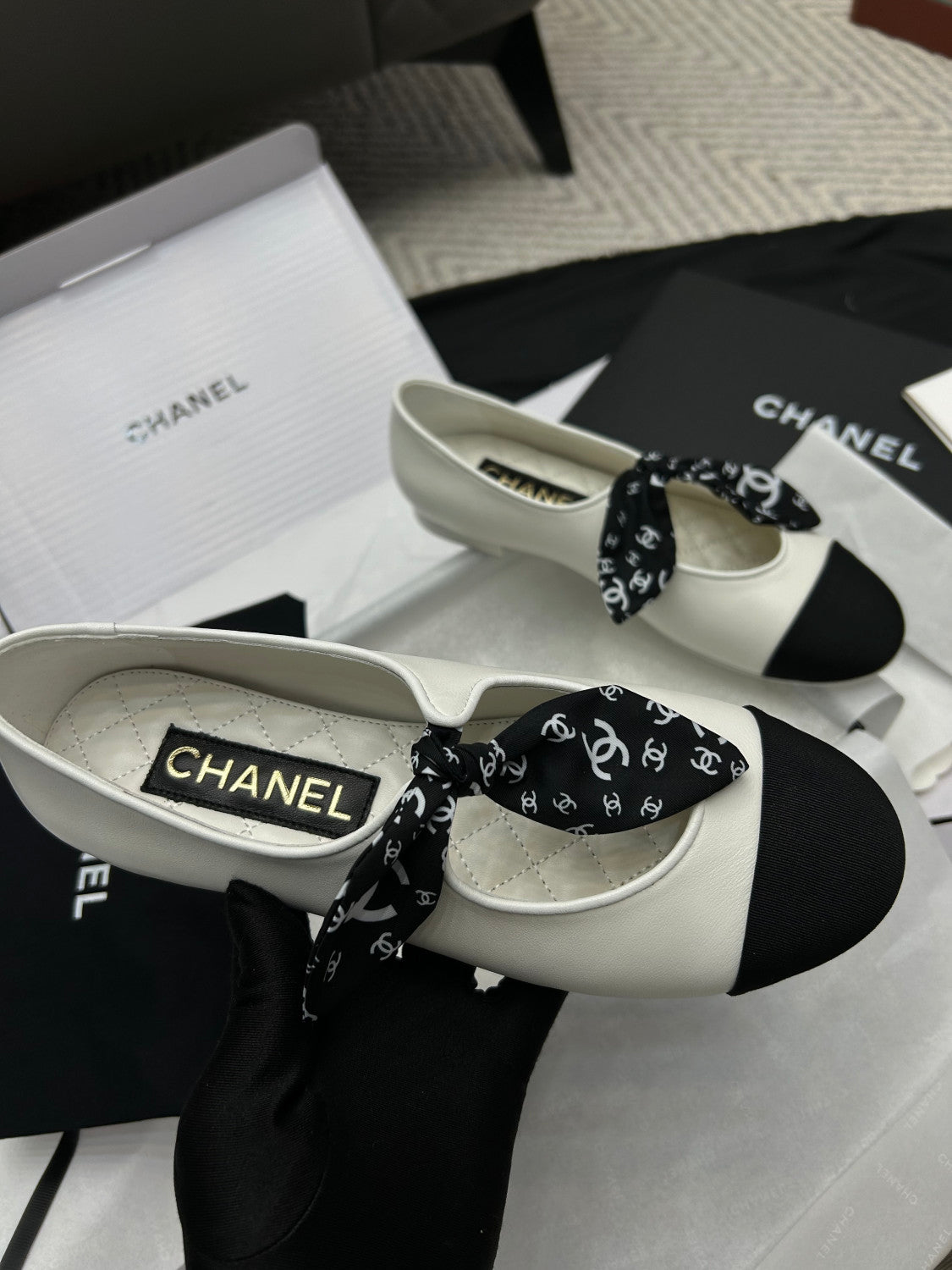 Chanel Mary Janes Lambskin Silk Grosgrain White Black #334248