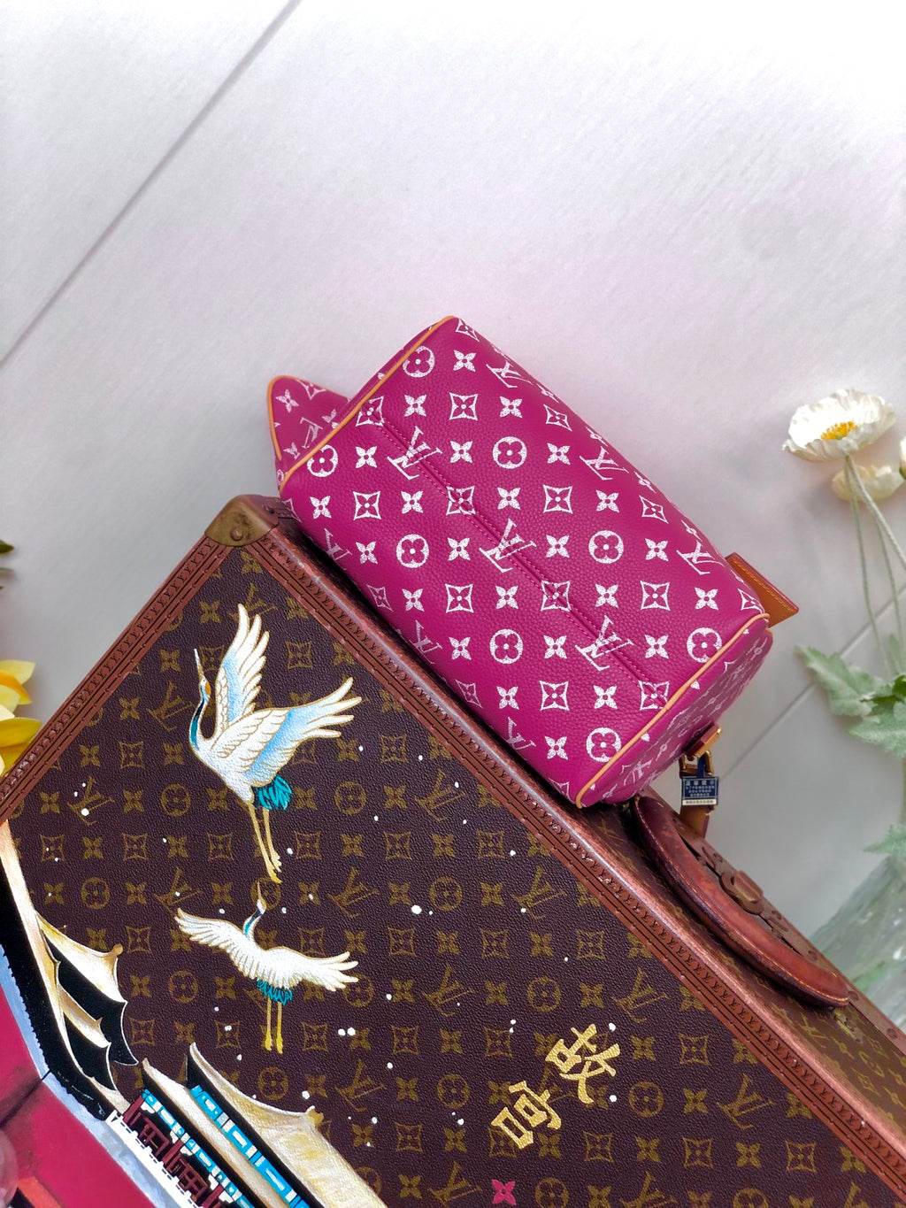 Louis Vuitton Women's Fashion Classic Dragon Fruit Red Logo Zipper Closure Leather Shoulder Bag Handbags In Small Medium And Large Sizes Crossbody Bag Bags #78654