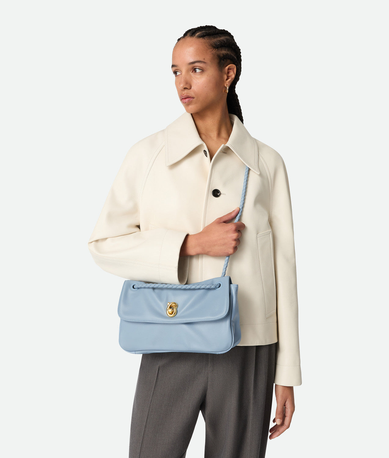 Bottega Veneta Women's Madison Shoulder Bag Crossbody Bag Underarm Bags Simple And Stylish Summer Shoulder Bag Crossbody Bag High-end Fashion #82817A
